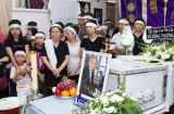 Những hình ảnh rơi nước mắt trong tang lễ nhạc sĩ Nguyễn Ánh 9