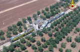 Tai nạn kinh hoàng: 2 đoàn tàu hỏa đâm nhau, 10 người thiệt mạng