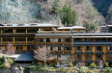 Khám phá khách sạn lịch sử hơn 1.300 tuổi ở Nhật Bản