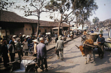 Bồi hồi với bộ ảnh màu hiếm có về Hà Nội những năm 1970