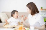 Chăm sóc trẻ 15 tháng tuổi như thế nào?