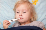 Khi trẻ bị sốt phát ban nên chăm sóc cho trẻ như thế nào?