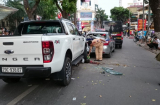 Hà Nội: Ô tô điên gây tai nạn liên hoàn, 2 người nhập viện