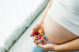 Khi mang thai uống thuốc giảm đau: 'Sai một ly, đi ngàn dặm!'