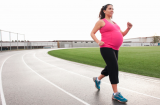 Mẹ bầu vô tình hại thai nhi nếu đi bộ không đúng cách