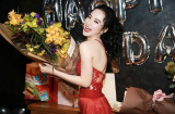 Không rầm rộ trên bar, Angela Phương Trinh tổ chức sinh nhật giản dị