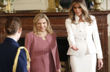 Xuất hiện trong ngày đặc biệt tại Nhà Trắng, đệ nhất phu nhân Melania Trump lại gây sốt vì mặc quá đẹp