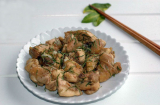 Làm món thịt gà rang lá chanh thơm ngon trọn vị, ai ăn cũng mê mẩn