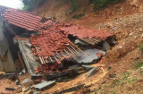 Sập nhà trong cơn đại lũ ở Thanh Hóa, 2 cha con tử vong trong đau đớn
