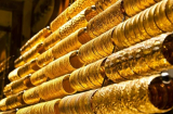Giá vàng cuối tuần 2/12: Vàng 'cắm đầu cắm cổ' phóng giá lên đỉnh, nhà đầu tư cười như được mùa