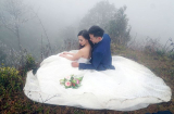Cặp cô dâu chú rể 'dũng cảm' nhất năm: Mặc váy hở vai chụp ảnh cưới giữa băng tuyết Sapa trắng xóa