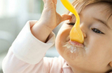 4 lưu ý vàng mẹ cần biết khi cho trẻ ăn sữa chua