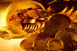 Giá vàng ngày 1/6: Vàng vẫn khó phục hồi dù USD hạ nhiệt