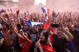 Cổ động viên Pháp 'phát cuồng' trong ngày lịch sử vô địch World Cup 2018