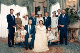 Hoàng gia Anh công bố bức ảnh theo đúng truyền thống gia đình trong dịp lễ rửa tội của Hoàng tử Louis