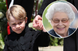 Đón sinh nhật 5 tuổi chưa lâu, 'hoàng tử bé' George đã bắt buộc phải học nghi thức hoàng gia khi gặp Nữ hoàng