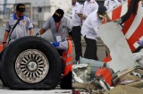 Tìm thấy phần thân và động cơ của máy bay Lion Air gặp nạn rơi xuống biển