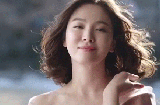 Song Hye Kyo U40 mà vẫn trẻ trung xinh như gái 20 khiến ai cũng ngưỡng mộ, hóa ra chỉ nhờ bí quyết này