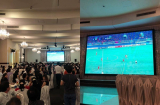 Cưới đúng ngày đá Chung kết AFF Cup, đám cưới bỗng trở thành tụ điểm xem bóng tập thể
