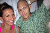 Chú rể 33 tuổi ngất lịm trong tuần trăng mật vì BỎ QUÊN dấu hiệu ung thư RÕ NHƯ BAN NGÀY này