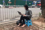 Nữ phóng viên tác nghiệp trên vỉa hè Hà Nội khiến CĐM 'chao đảo' vì 'góc nghiêng xuất thần'