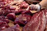 Mẹo chọn thịt bò tươi ngon, không nhầm lẫn với thịt lợn tẩm màu thực phẩm vô cùng đơn giản