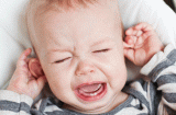 Phân biệt các biểu hiện sốt mọc răng ở trẻ em với các bệnh nguy hiểm khác