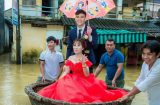 Cưới đúng mùa mưa ngập, quan viên 2 họ rước dâu bằng phương tiện đặc biệt khiến cả làng trầm trồ