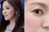 Song Hye Kyo bắt trend trang điểm ánh sao cho mắt trông trẻ ra cả chục tuổi