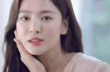 Song Hye Kyo gây sốt khi khoe làn da căng mịn không tì vết ở tuổi 40