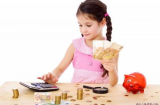 Những bài học về tiền bạc cha mẹ nên dạy bé trước khi trưởng thành