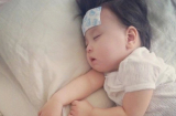 Trẻ bị sốt: 4 trường hợp cha mẹ cần đưa bé đến bệnh viện ngay lập tức