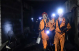 12 người sống sót kì diệu sau 7 ngày mắc kẹt dưới hầm mỏ bị sập