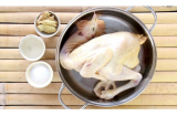 Sai lầm khi luộc thịt gà khiến món ăn mất sạch dinh dưỡng, dễ rước vi khuẩn gây bệnh