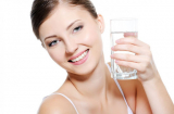 6 sai lầm khi uống nước gây hại gan thận của bạn, về già phải chạy thận cũng là điều dễ hiểu