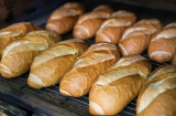 5 cách bảo quản bánh mì giòn ngon cả tháng, tha hồ mua về để ăn dần