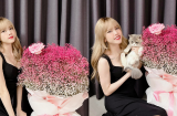 Thiều Bảo Trâm khoe được ai đó tặng hoa, netizen đoán cô đã tìm được người mới