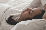 Khi ngủ thấy 2 dấu hiệu bất thường này chứng tỏ gan, thận đang suy yếu