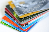 Tùy tiện mở thẻ ngân hàng nhiều người rơi vào tình trạng nợ nần mà không hay