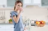 5 kiểu uống nước giúp giảm mỡ bụng, gầy nhanh chị em phụ nữ đừng dại bỏ qua