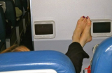 Tiếp viên hàng không tiết lộ lý do vì sao bạn không nên đi chân trần khi đi máy bay
