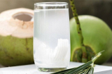 Khung giờ vàng uống nước dừa có lợi cho sức khỏe, giàu dinh dưỡng gấp đôi