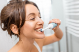 8 công dụng làm đẹp thú vị từ bàn chải đánh răng chị em có thể tận dụng để tân trang nhan sắc