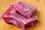 Thịt bò mua về đừng cho ngay vào tủ lạnh, làm thêm bước này thịt để cả tháng vẫn tươi ngon, không khô cứng