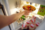3 món ăn 'độc hại' tủ lạnh nhà ai cũng hay có: Vứt bỏ càng sớm càng tốt để tránh K tuyến giáp
