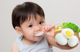 4 sai lầm khi cho trẻ ăn trứng bổ đâu không thấy chỉ thấy hại