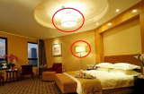 Tại sao bạn phải tắt đèn ngay khi nhận phòng khách sạn? Ai không làm sẽ phải 'trả giá đắt'