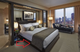 Vì sao khi nhận phòng khách sạn bạn nên kiểm tra gầm giường ngủ: Lý do quan trọng, ai không biết thiệt thòi