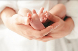 5 dấu hiệu trẻ sơ sinh rất yêu mẹ ngay từ cái nhìn đầu tiên