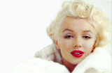 Học Marilyn Monroe không gội đầu nhiều để tránh phai màu tóc mà tóc vẫn sạch và bồng bềnh nhờ cách này